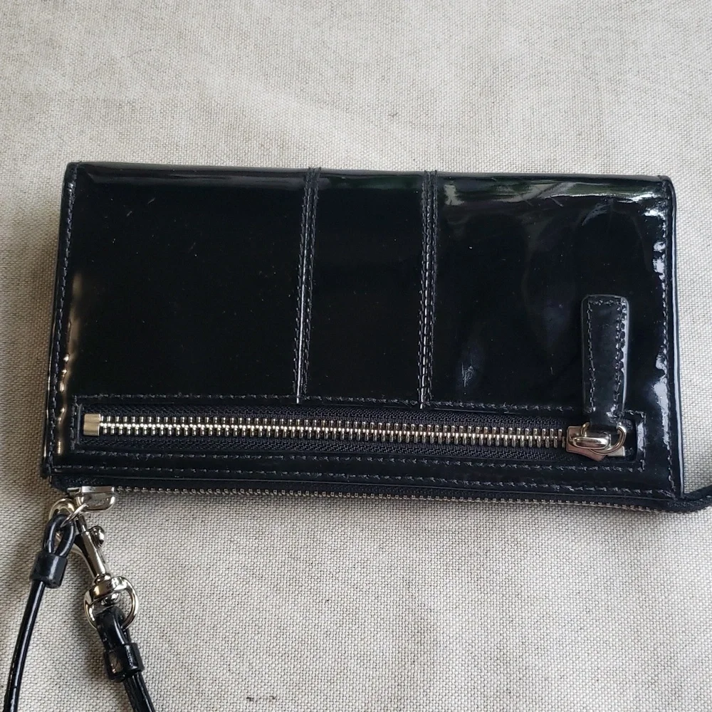Coach legant Black Patent Leather Wristlet Clutch